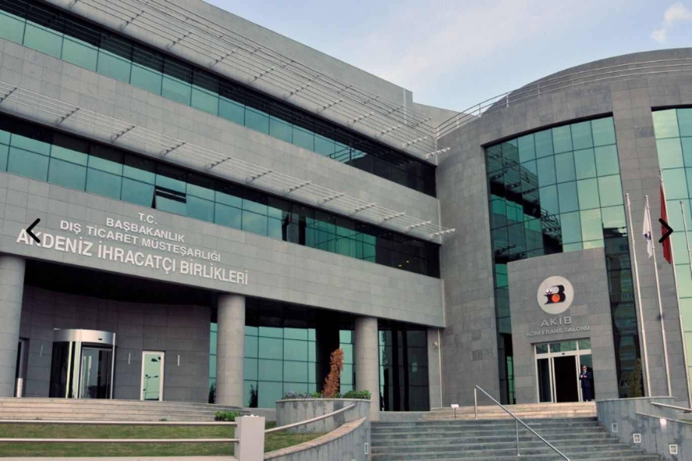 Mersin'de mart ayında ihracatta kimyevi maddeler, demir ve meyve-sebze ön planda