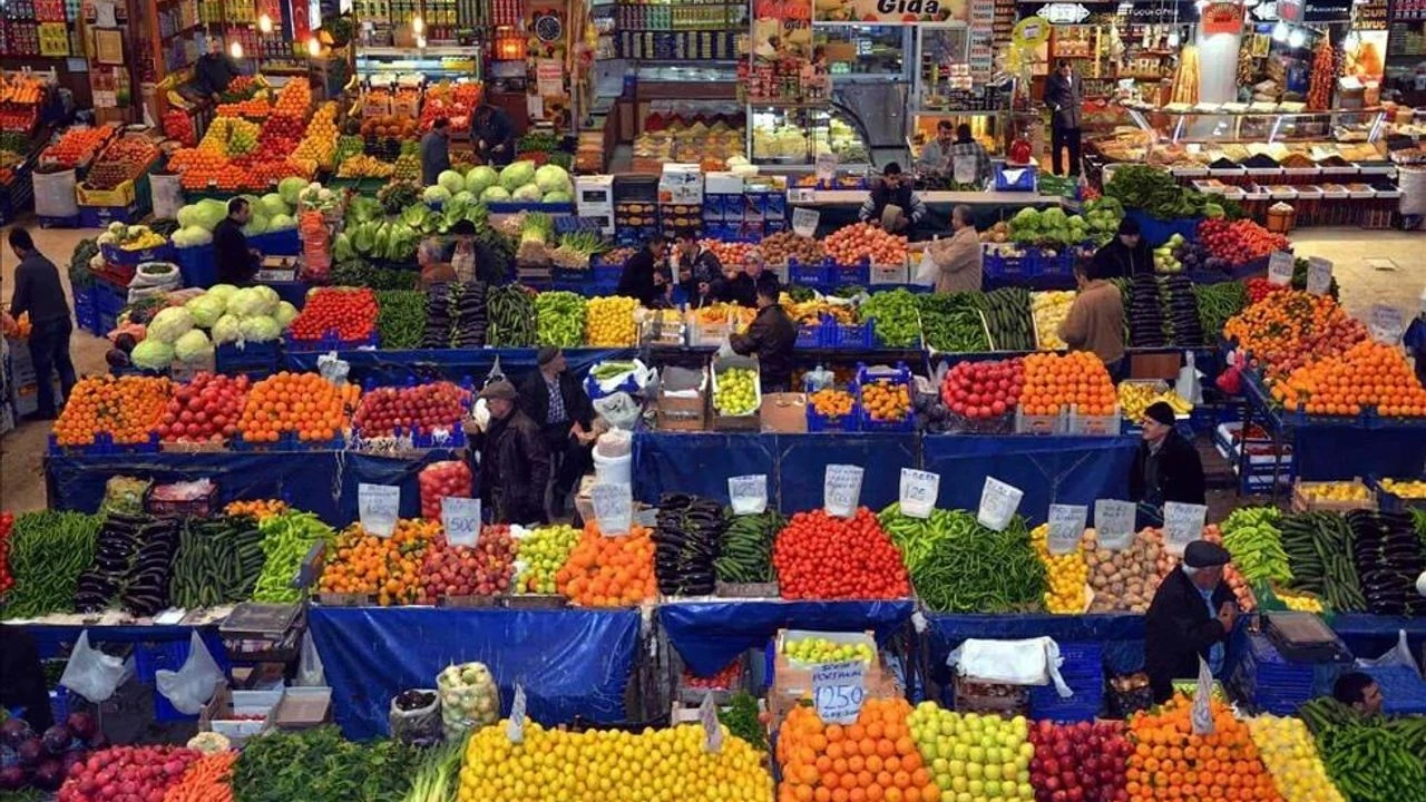 Tarlada 5, rafta 50 lira: Dijital hal sistemi önerisi