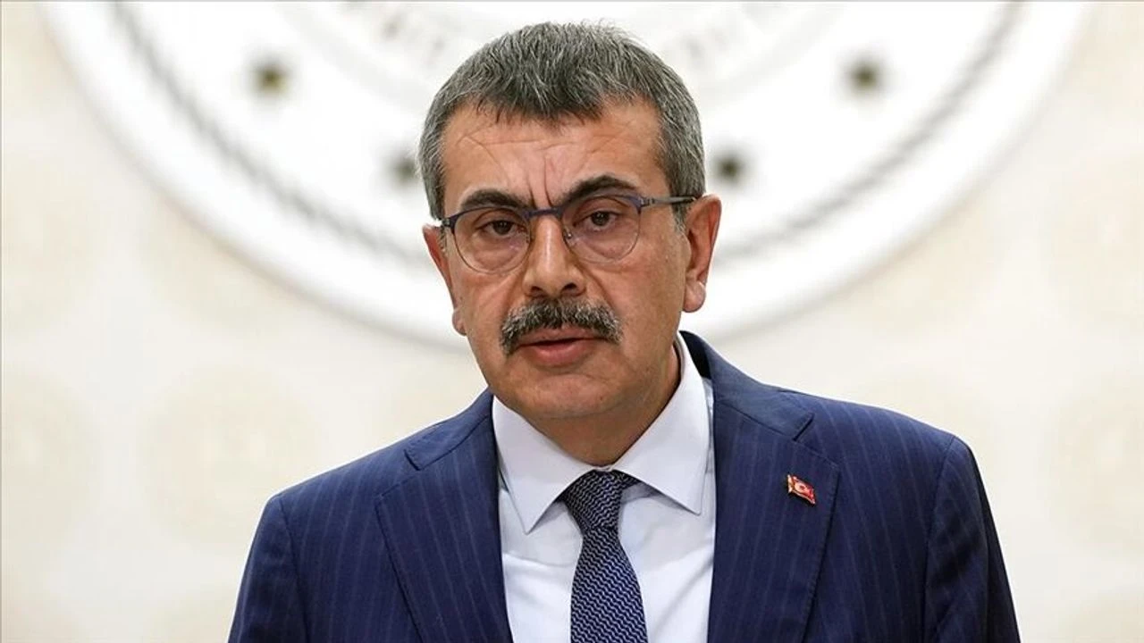 Bakan Tekin: LGBT dersi anlatacağız dediler, yaptırmam