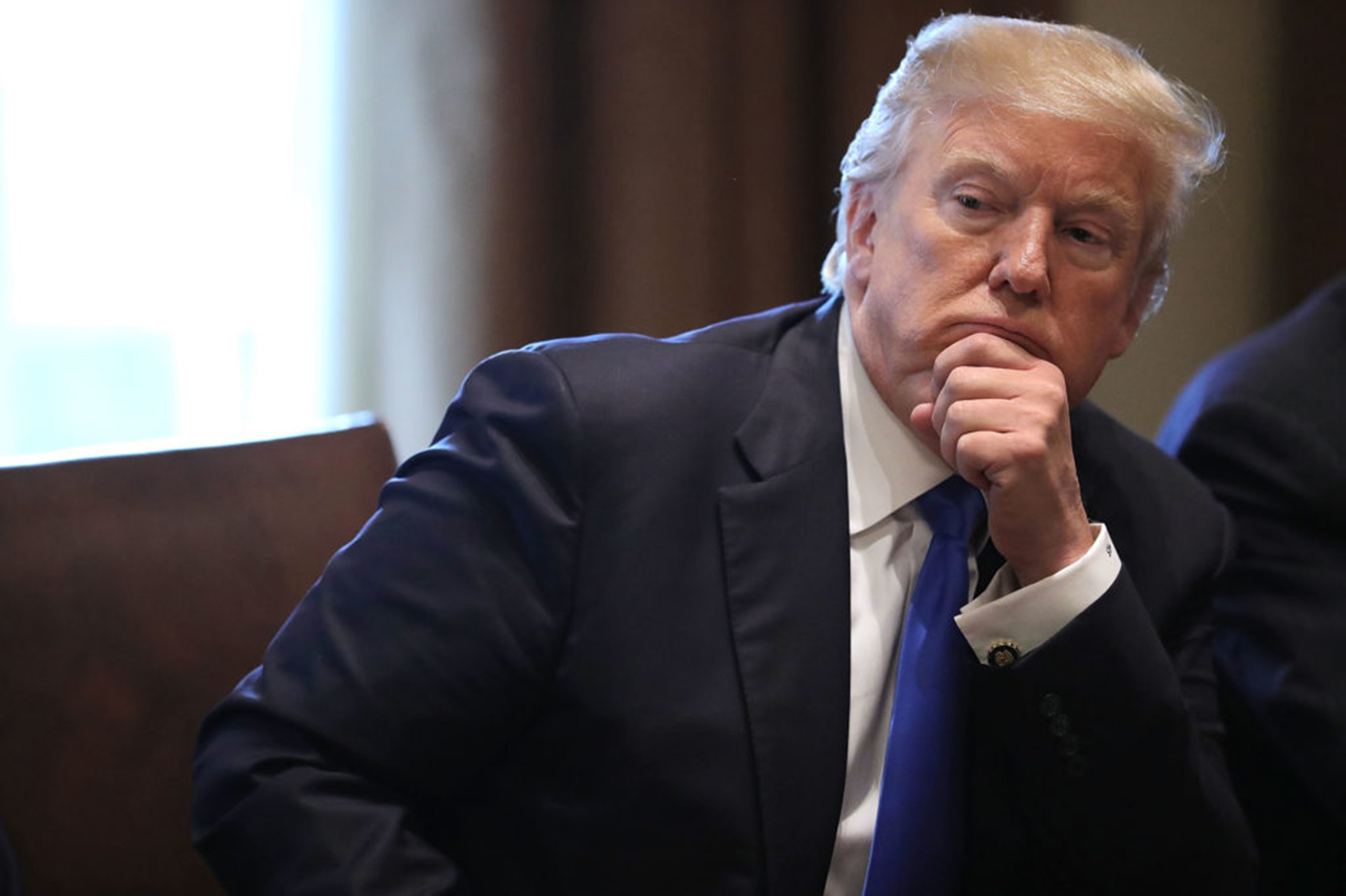 Trump'ı görevden alma talepleri artıyor