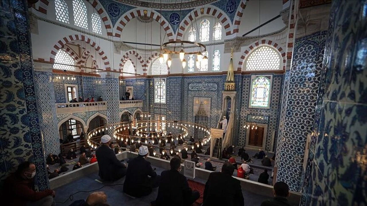 Cuma hutbesi: İslam