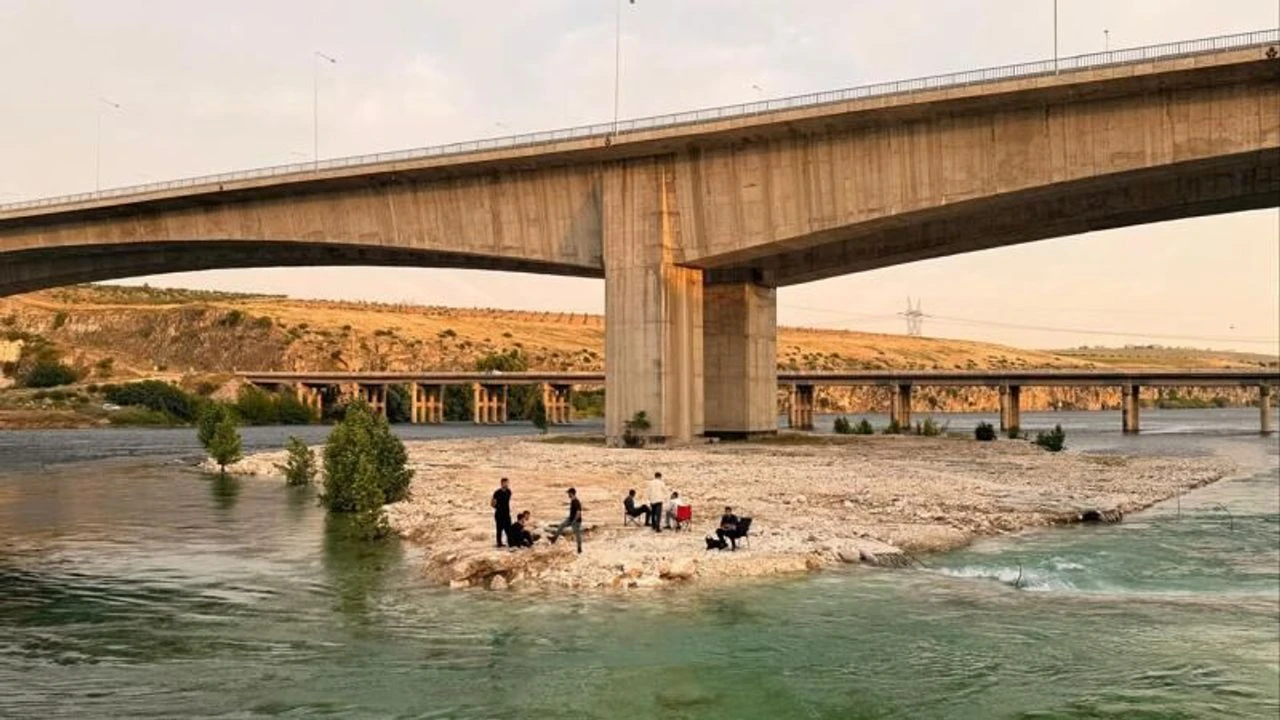 Fırat Nehri’nde su yükseldi!