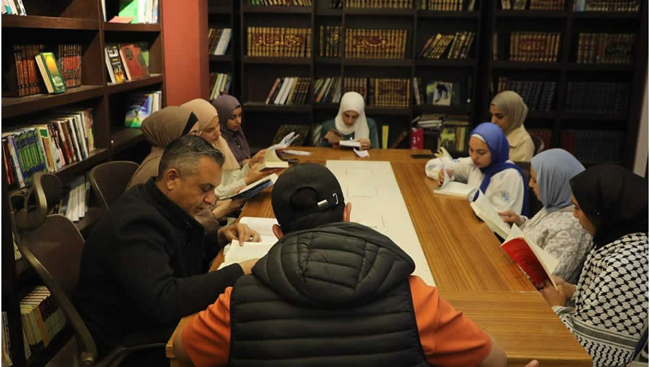 Gazze'nin kültürel sahnesini enkaz altından yeniden canlandırmak