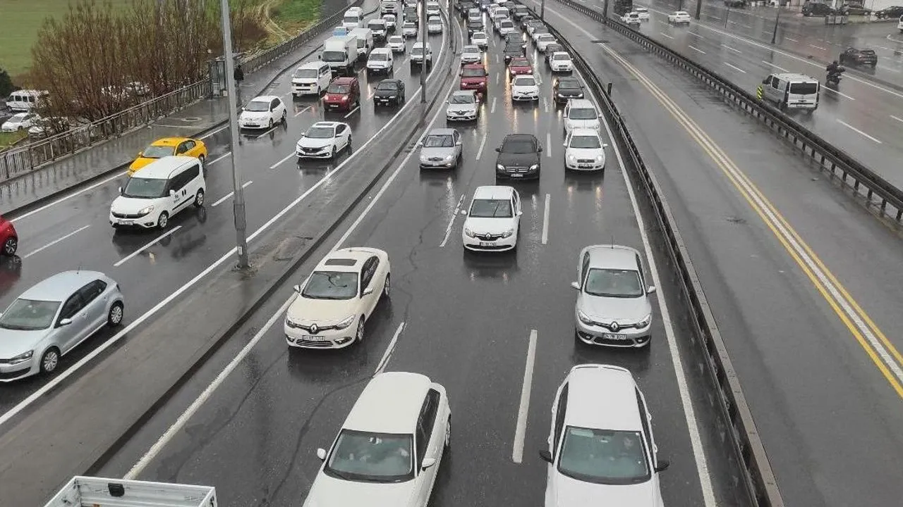 Yola çıkacak olanlar dikkat! İşte yollarda son durum