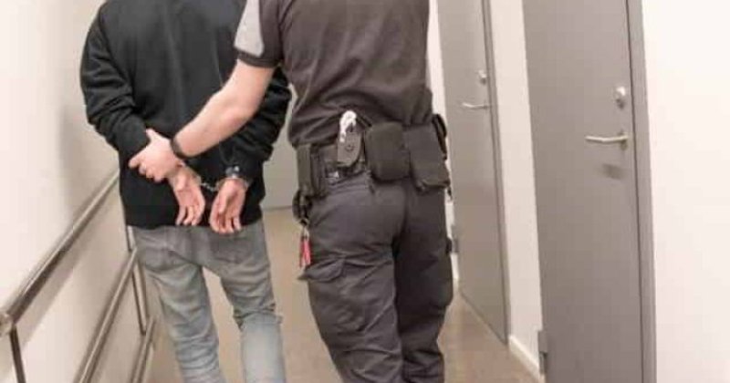 Eğlenmek için mahkûmlara işkence yapan Alman gardiyanlar yargılanıyor