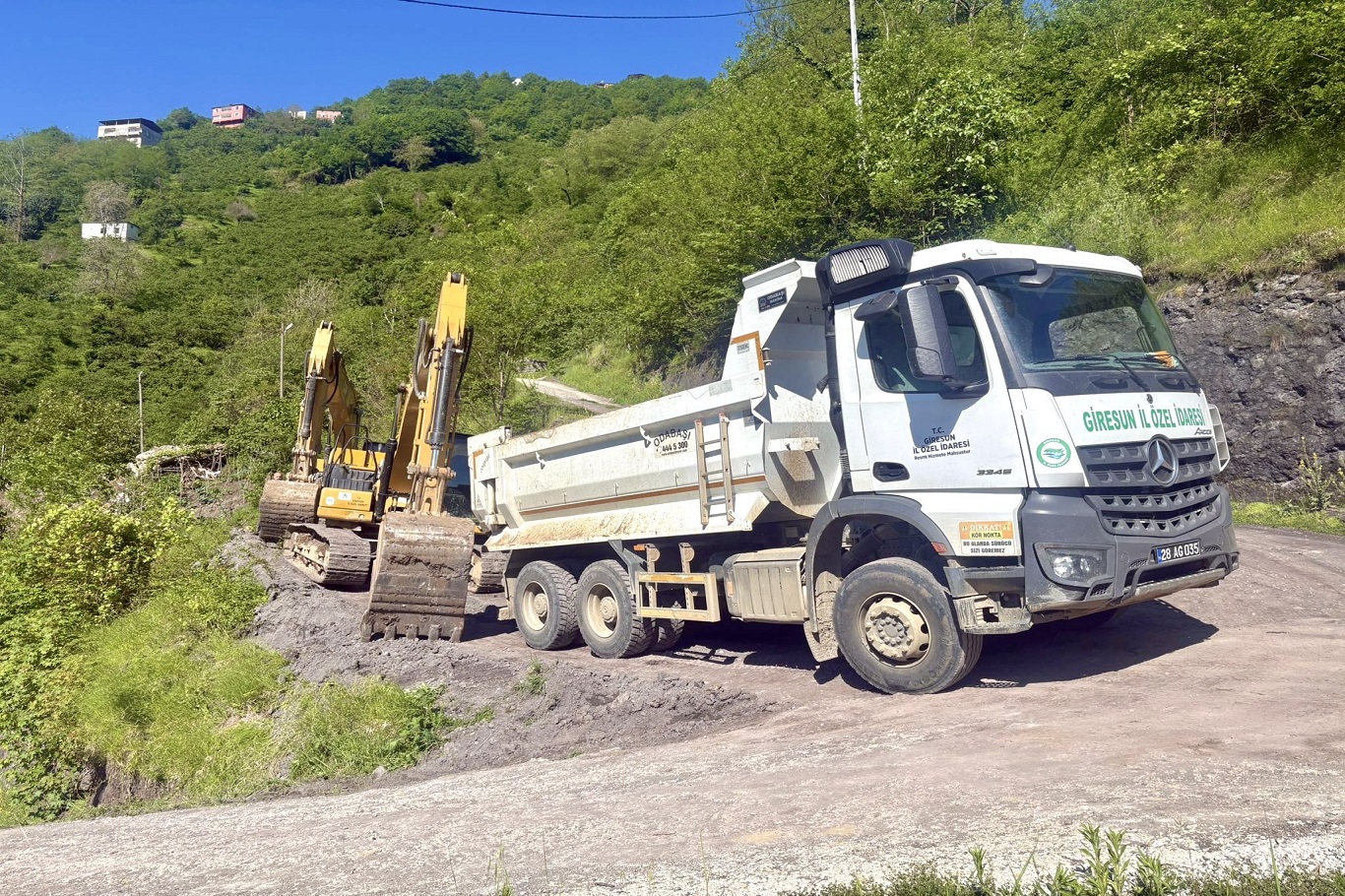 Giresun'da heyelan nedeniyle 22 ev tahliye edildi