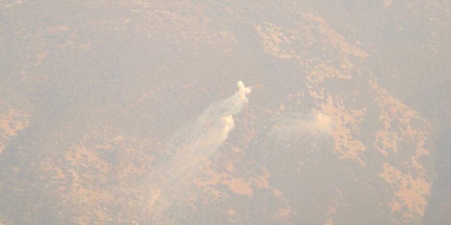 NYT, İsrail'in Lübnan'da beyaz fosfor bombası kullandığı görüntüleri paylaştı