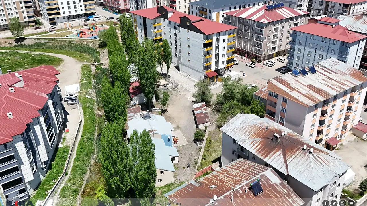 Şehrin göbeğinde 40 yıllık bir köy hayatı