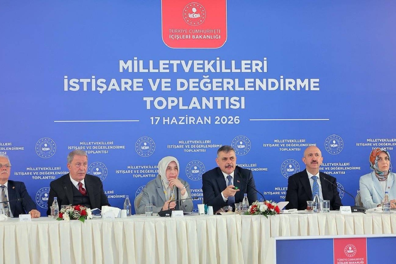 Bakan Çiftçi: Sahipsiz sokak hayvanlarının yüzde 83'ü toplandı