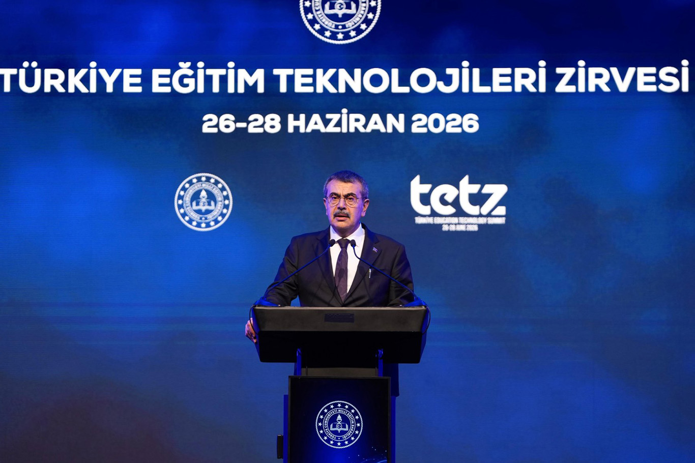 Bakan Tekin: Yapay zekâ insan onurunu gözeten bir zeminde geliştirilmeli