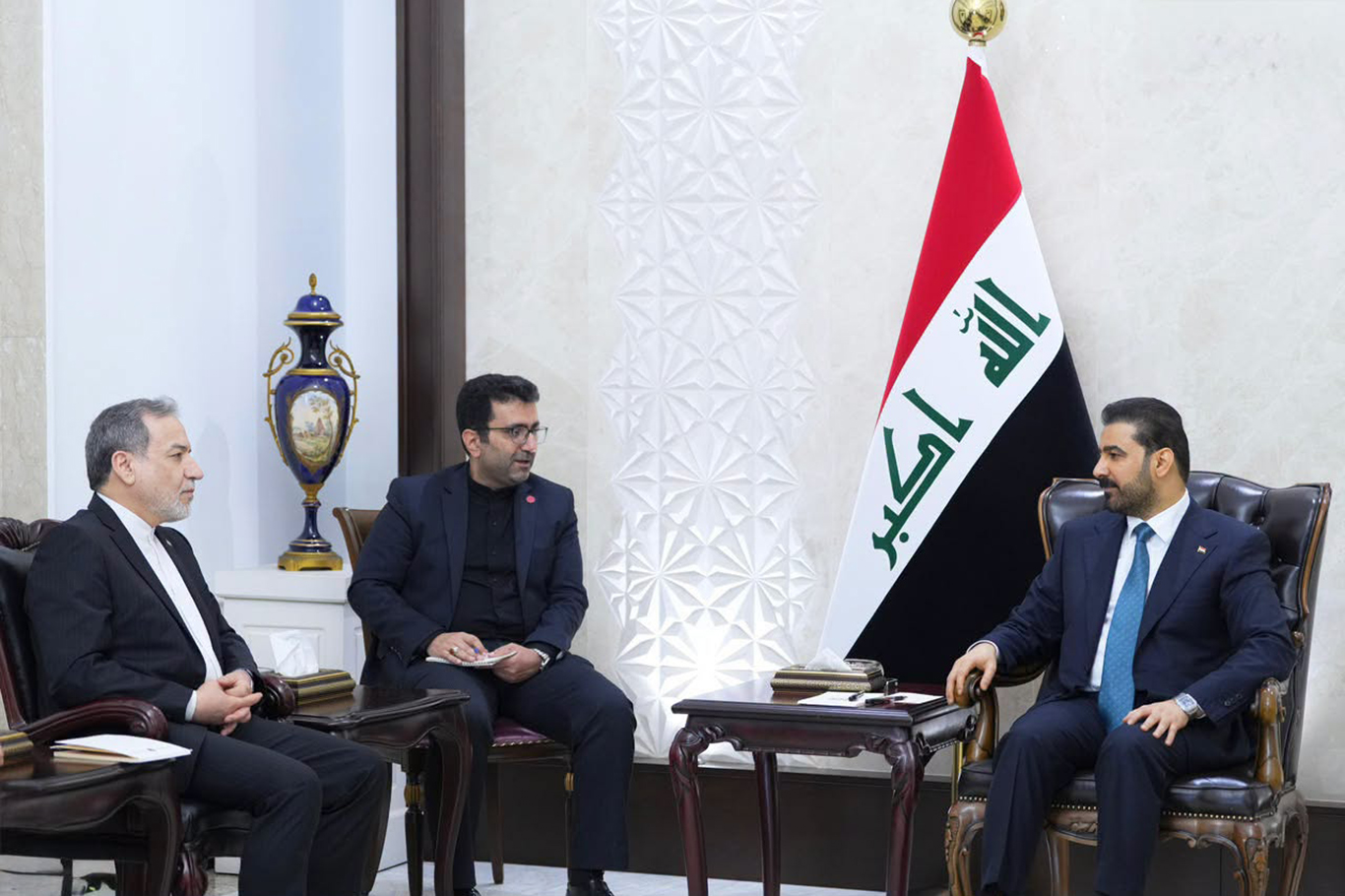 İran Dışişleri Bakanı Arakçi, Bağdat'ta Irak Başbakanı ile görüştü