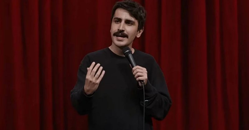 Mizah fakiri Deniz Göktaş havaalanında gözaltına alındı