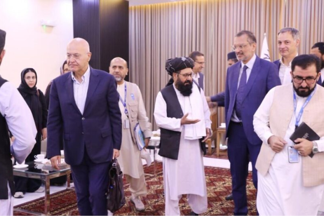 BM yetkilileri Afganistan'da temaslarda bulundular