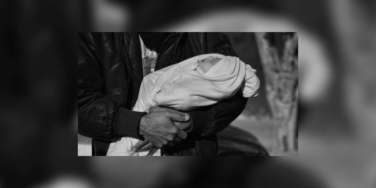 Katil İsrail askerlerinin kontrol noktasında beklettiği Filistinli bebek can verdi