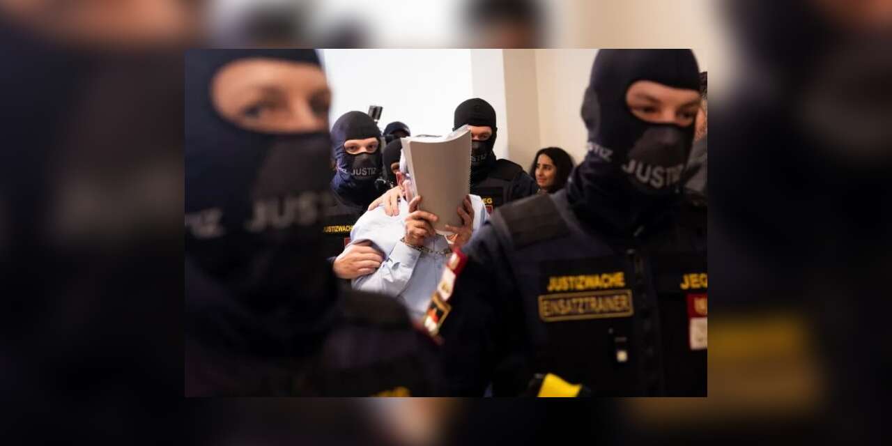 Esed rejiminin 2 yetkilisine işkence ve cinsel tacizden 8'er yıl hapis cezası