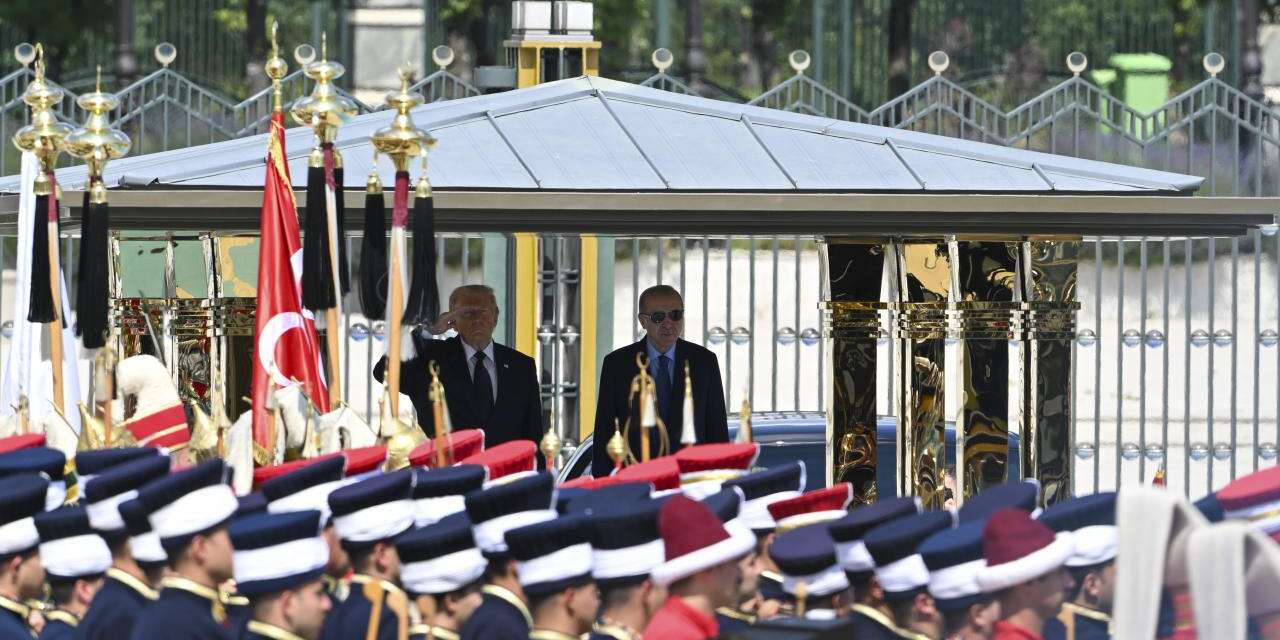 Trump: Türkiye'ye tüm yaptırımları kaldıracağız