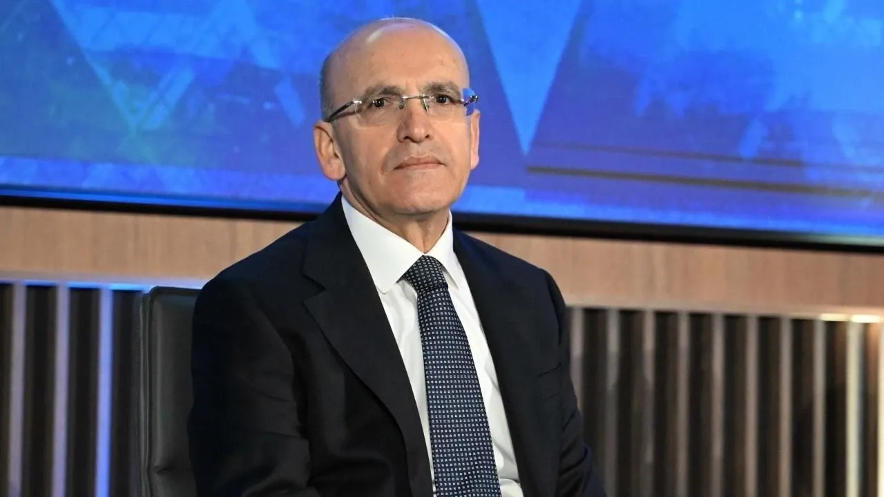 Bakan Şimşek: Cari açık sürdürülebilir seviyelerde kalmayı sürdürüyor