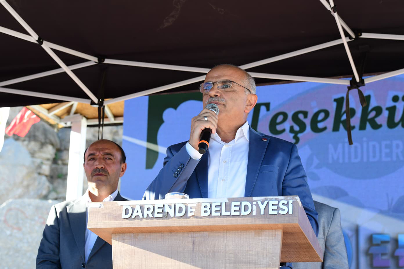 Büyükşehir Belediye Başkanı Er: Konteynerler kalkınca depremin esamesi görülmeyecek