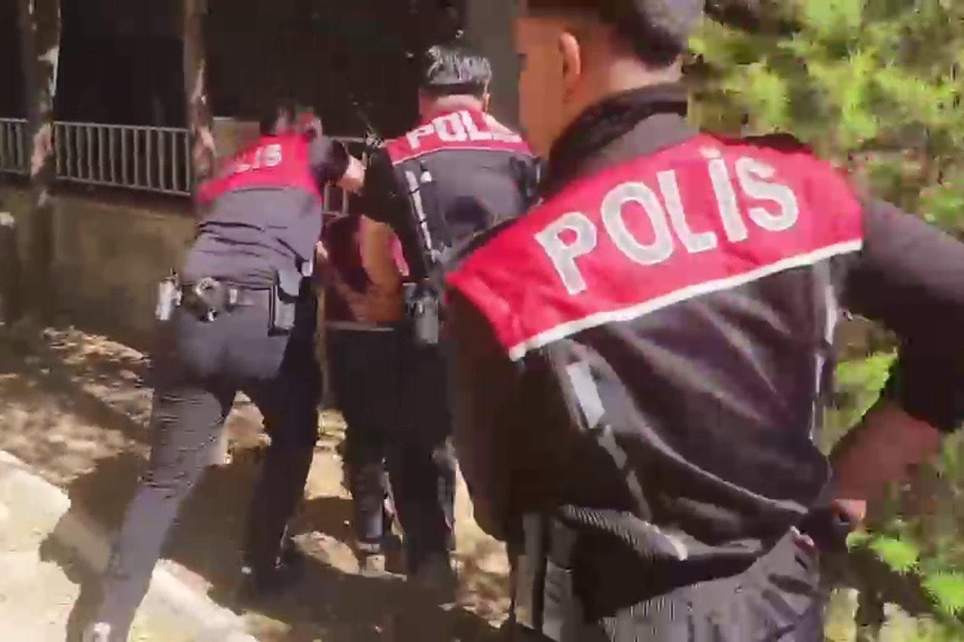 Malatya'da pompalı tüfekle havaya ateş açan şahıs gözaltına alındı