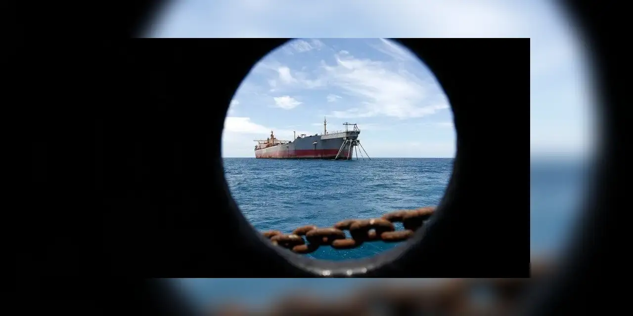 Yemen Sahil Güvenliği, Somalili korsanların Aden Körfezi'nde petrol tankeri kaçırdığını duyurdu