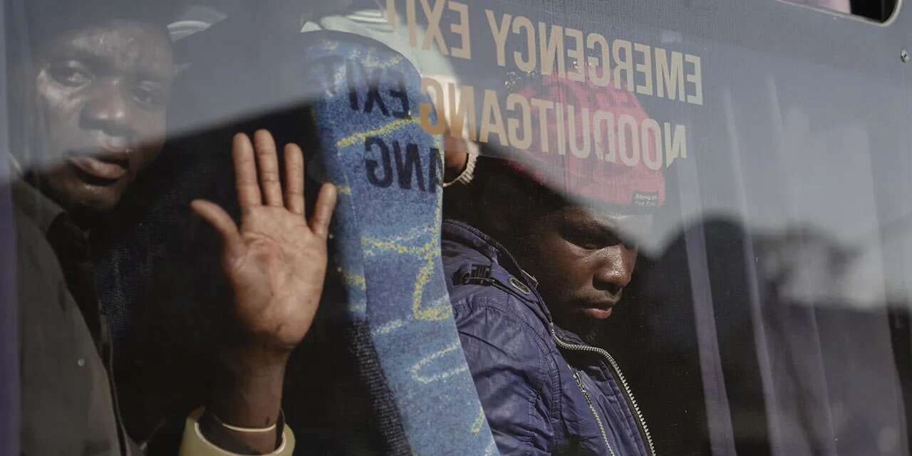 Güney Afrika'nın itibarını zedeleyen darbe