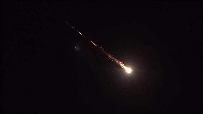 İran'a ait füzeler, işgal altındaki bölgelerde böyle görüntülendi